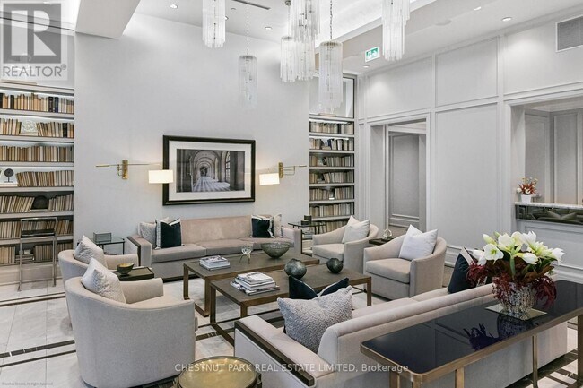 Photo - 181 Davenport Rd Unité 205