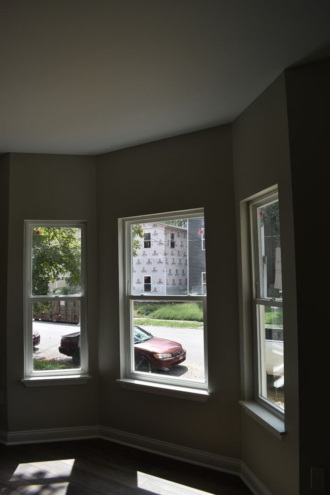 Photo - Shelby Park Amazing Newly Renovated 3 Bedroom House/1.5 BA