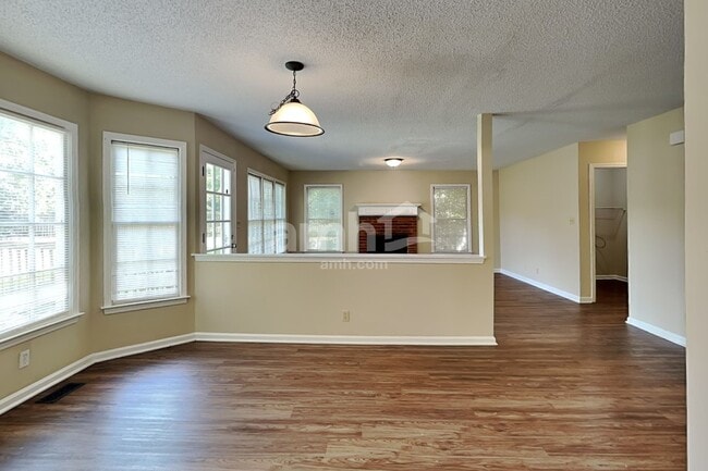 Photo - 1300 Summit Point Ln