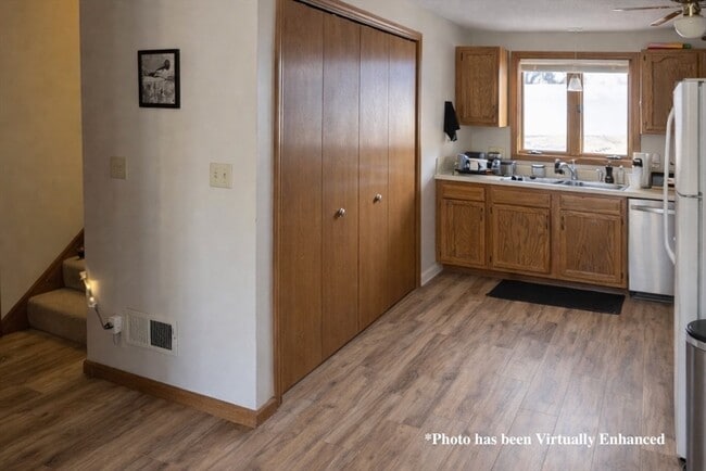 Photo - 27 Toledo Ave