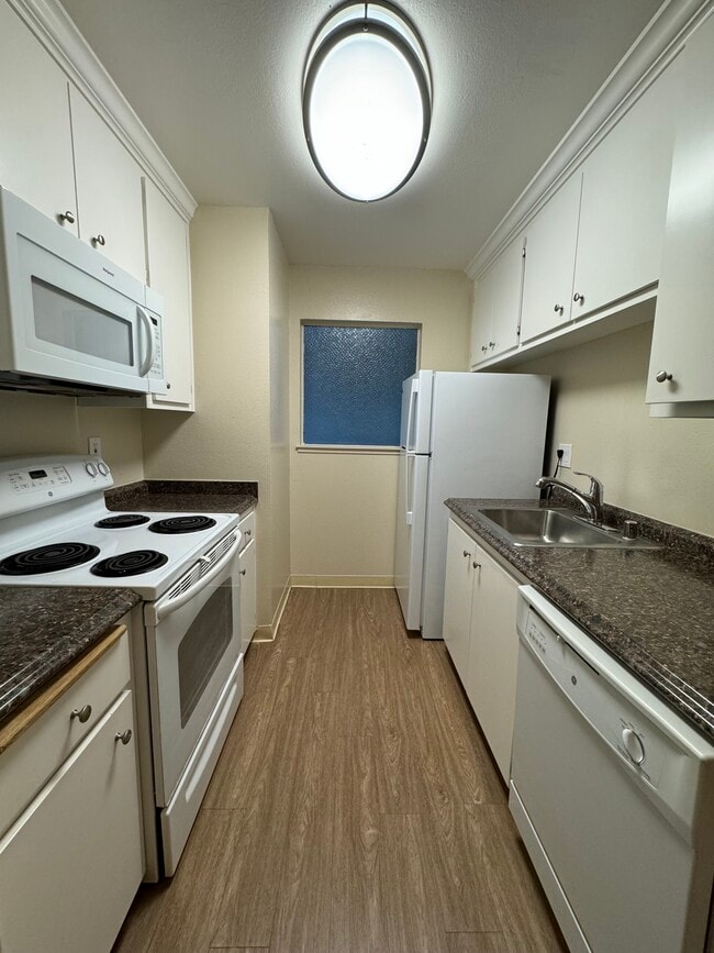 Building Photo - 415 Ignacio Blvd Unit 338