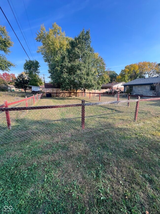 Photo - 616 Lawndale Dr