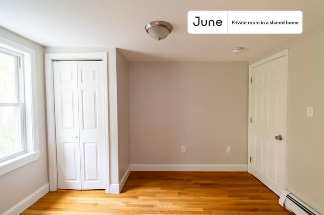 Photo - Room in Shared 5 bed/1.5 bath home Unit D