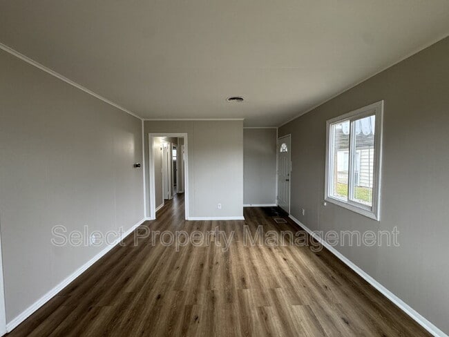 Photo - 1909 Jessie Ave