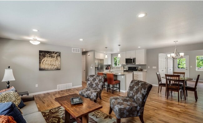 Photo - Modern 3 Bedroom 1 Bath Near Downtown Longmont!