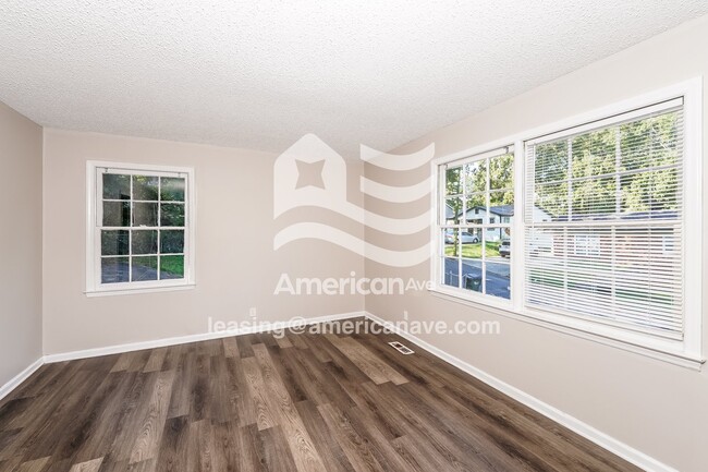 Photo - 113 Short 25th E Ave