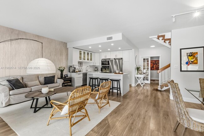 Building Photo - 2400 Brickell Ave Unit 103D