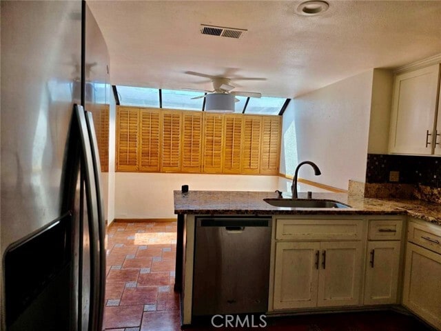 Photo - 10696 Opal Ave