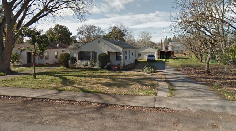 Cozy and Spacious 2-Bedroom House! - Cozy and Spacious 2-Bedroom House!