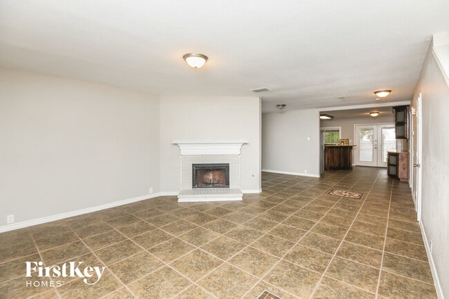 Photo - 7018 Glenshire Dr