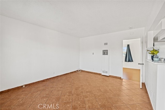 Photo - 330 W Laurel St Unidad C