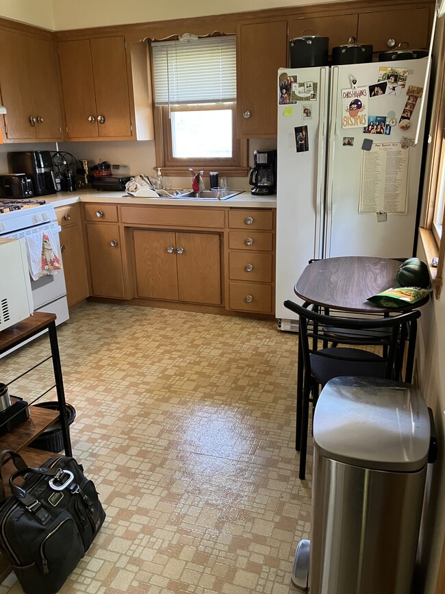 Kitchen - 4307 Madison St NE