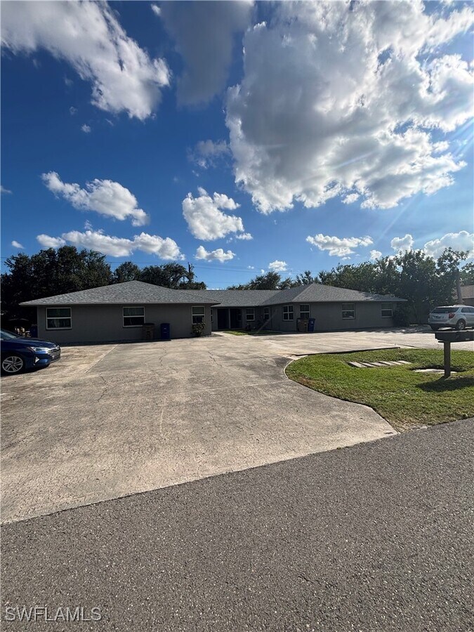 Photo - 12369-12377 First St Unit C