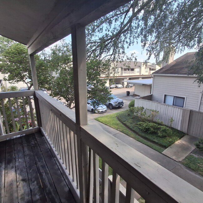 Photo - 3523 Tanglewilde St