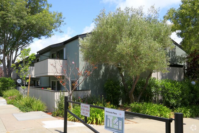 Photo - Peninsula Place