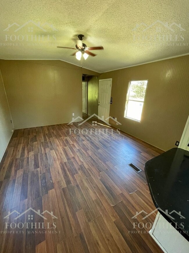 Photo - 2-Bed/2-Bath Mobile Home with Outdoor Deck...