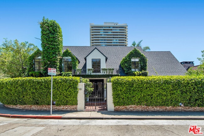 Building Photo - 1151 Sunset Vale Ave. Rental