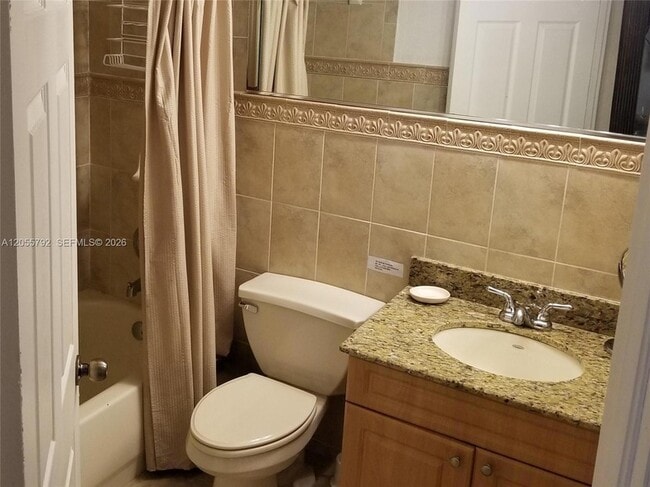 Photo - 8290 Lake Dr Unidad 440