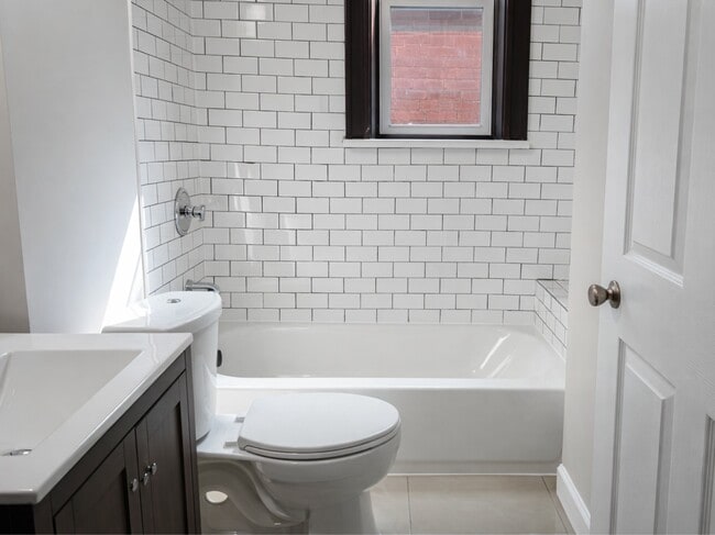 Photo - 3429 Alberta St Unit 3429 -1