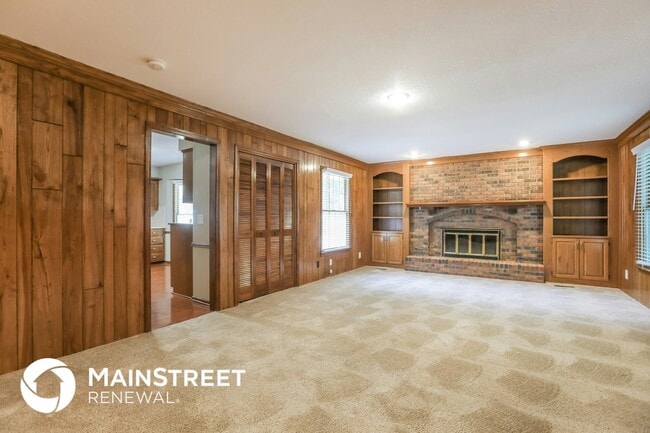 Photo - 10130 Halsey St