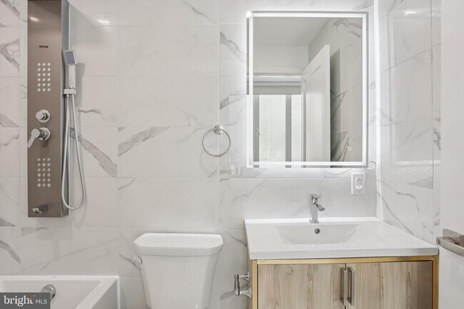 Photo - 1201 Vine St Unit 1 BED