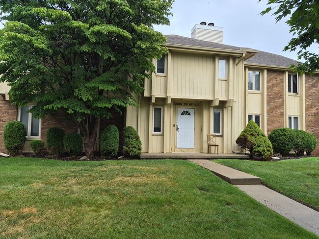Building Photo - 5836 Ryewyck Dr Unit 5836