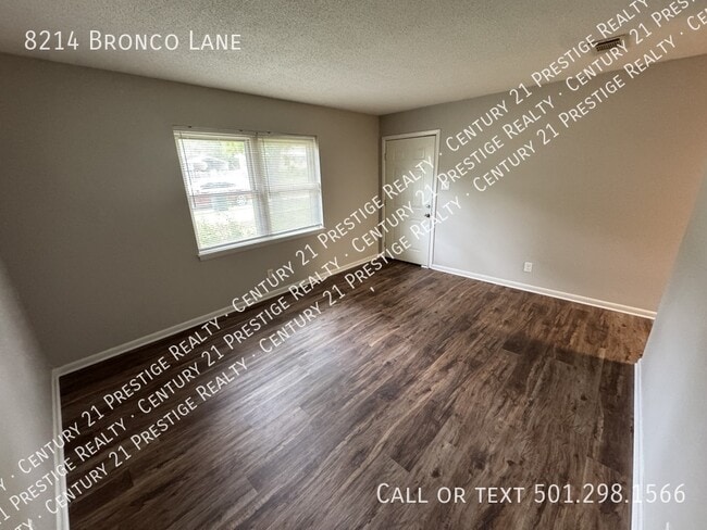 Photo - 8214 Bronco Ln