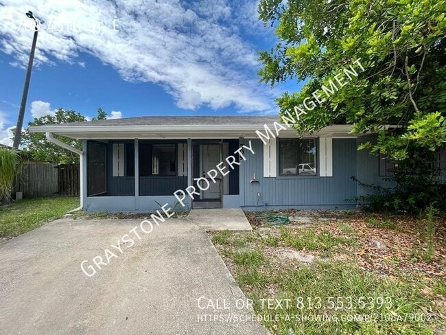Photo - 709 45th St E House