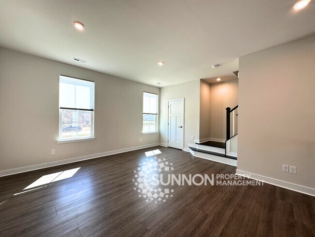 Photo - Spacious 3-Bedroom Townhome in a Prime Location