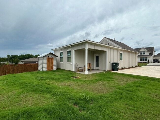 Photo - 632 Shropshire Dr