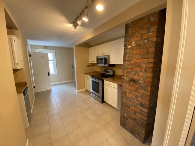 Photo - 1471 Grand Ave Unidad 3