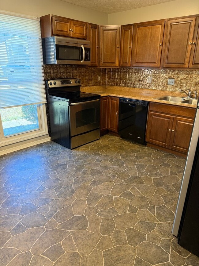 Photo - Great Home 12 min to Ft. Benning Gate