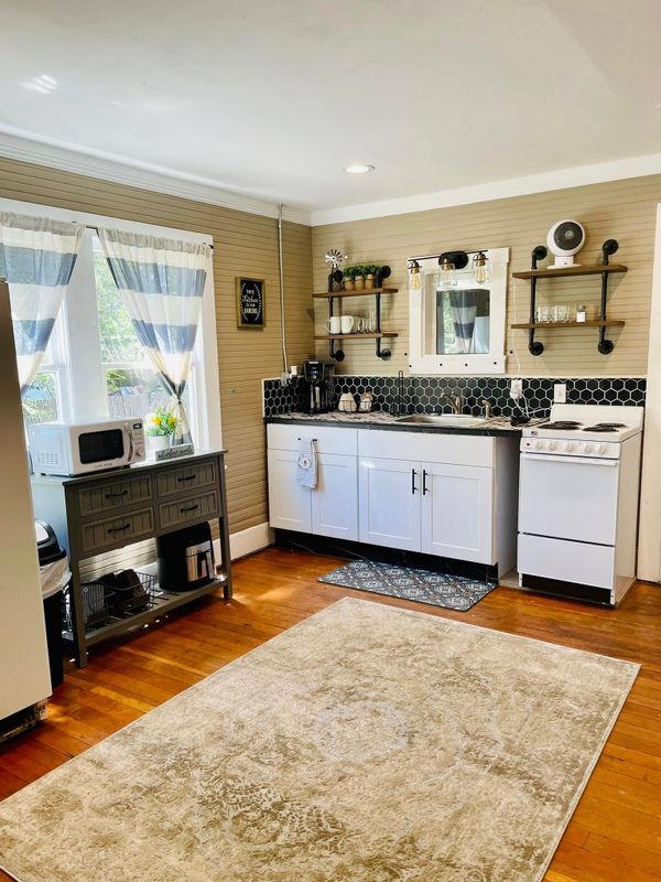 Photo - 536 Dameron Dr