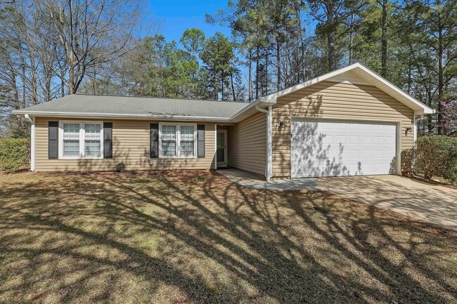 Photo - 3/2 PTC Ranch. Updated house on Corner Lot in Starr's Mill District.