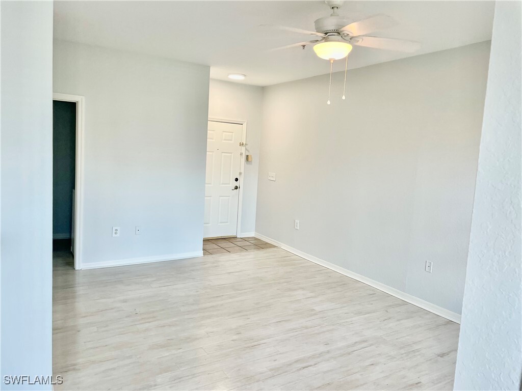 Photo - 23600 Walden Center Dr Unidad 302 Rental