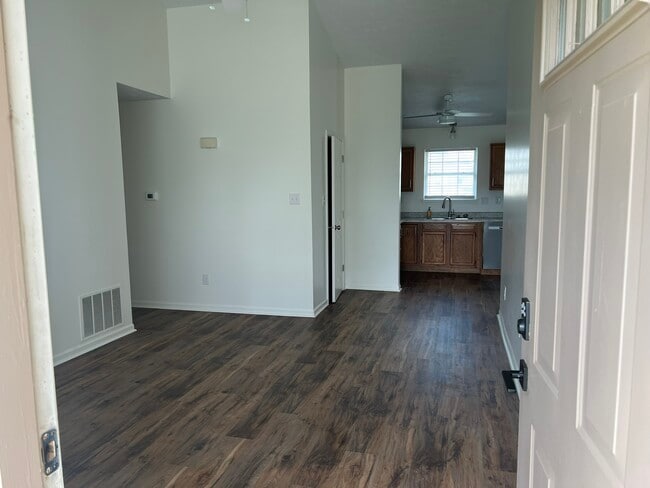 Living Room - 1486 Michigan Rd