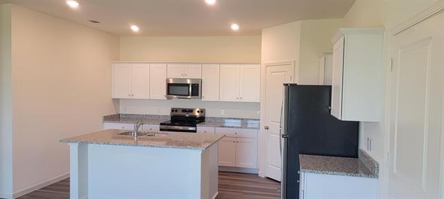 Photo - 14115 Donahue St