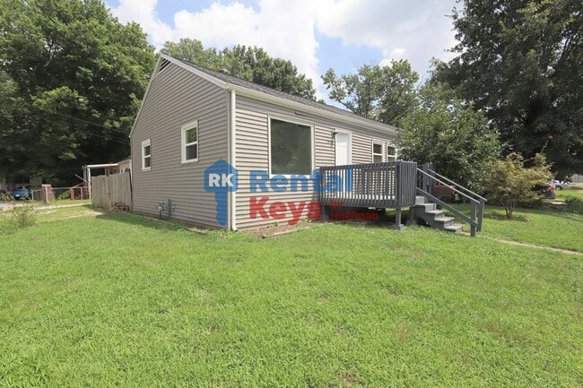 Building Photo - 2417 N Harlan Ave Unit 2417