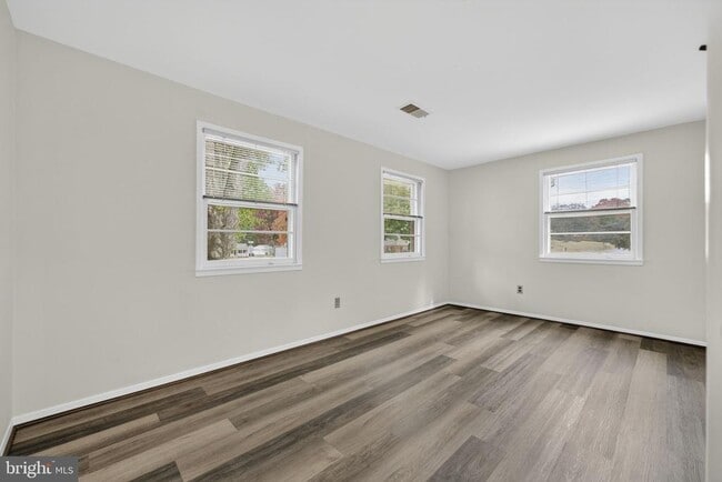 Photo - 13719 McGill Dr