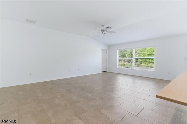 Photo - 3911 Treasure Oak Wy