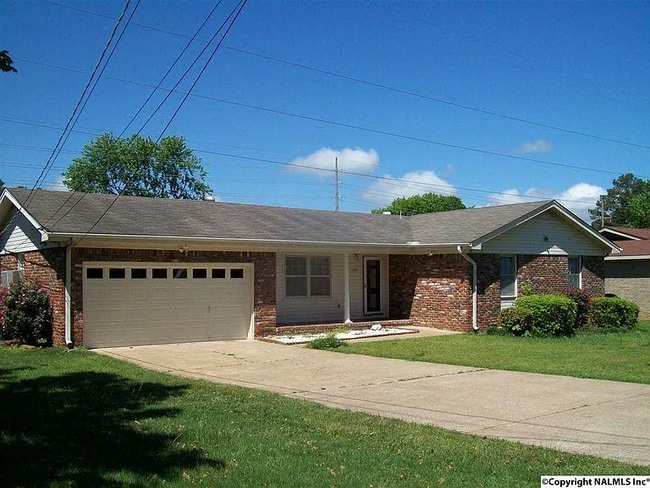 Building Photo - 11318 Crestfield Dr SE