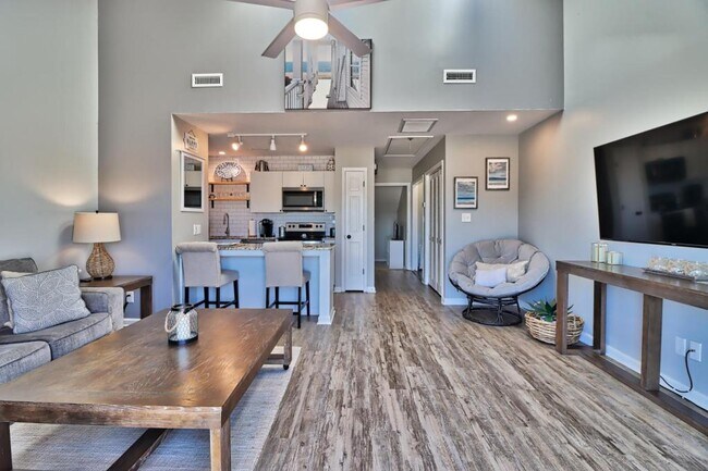 Photo - 203 Double Eagle Dr