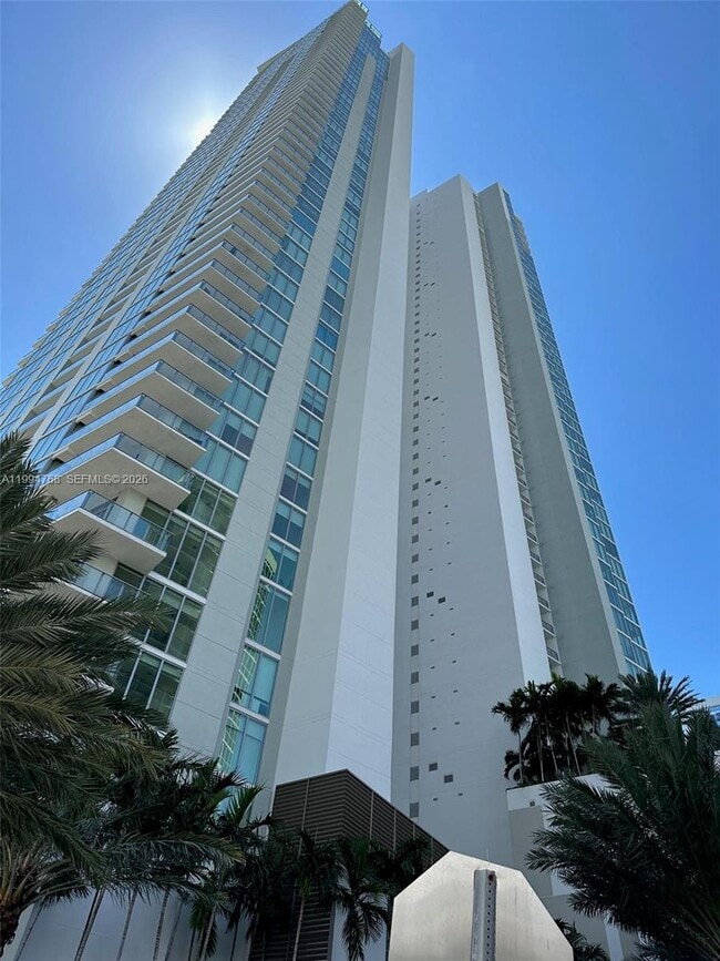 Photo - 2900 NE 7th Ave Unidad 2708