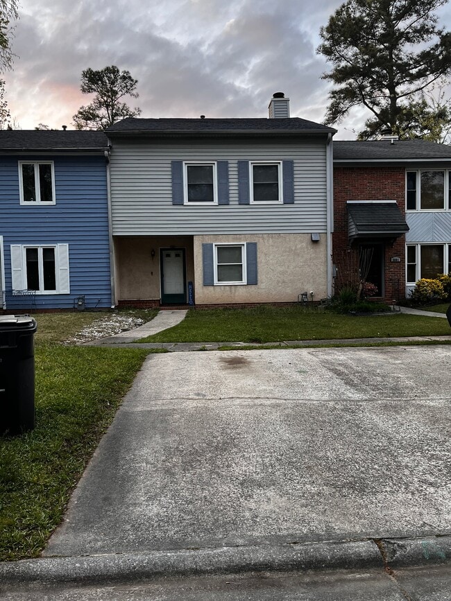 Photo - 3003 Creek View Ct