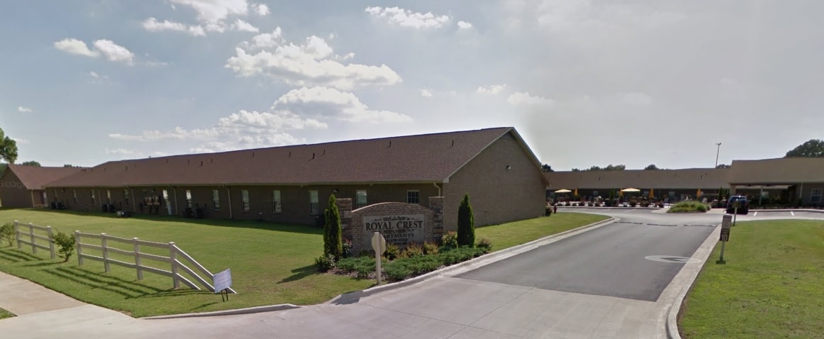 Royal Crest Apartments - Royal Crest Apartments