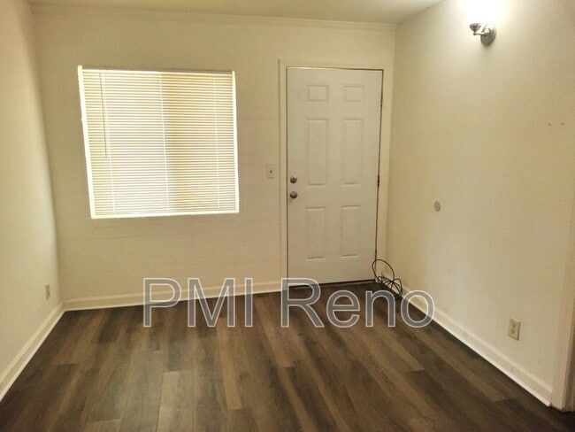 Photo - 821 Spokane St Unidad 3