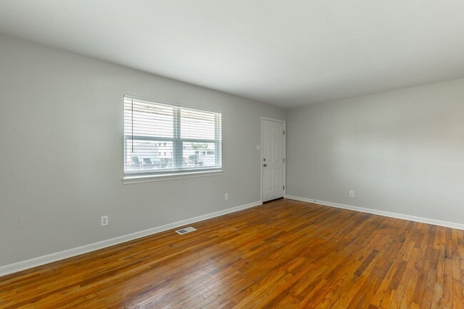 Photo - 1605 Foust St