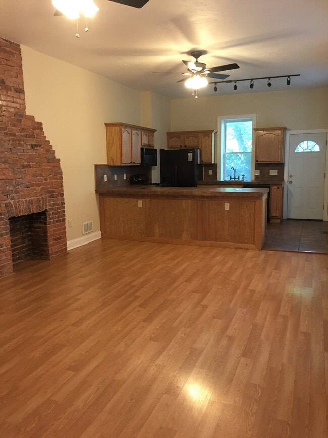 Photo - 3207 Joe Hammer Sq