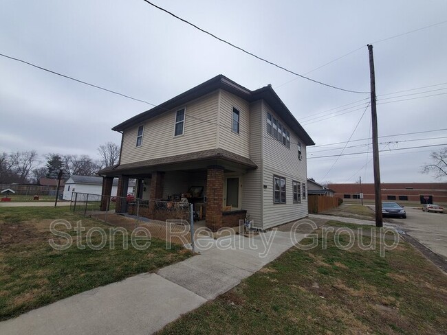 Photo - 814 Lincoln St Unit 2