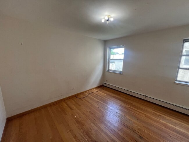 Photo - 1648 Clarence Ave Unit 1R